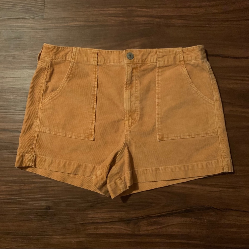 American eagle high waisted corduroy mustard short